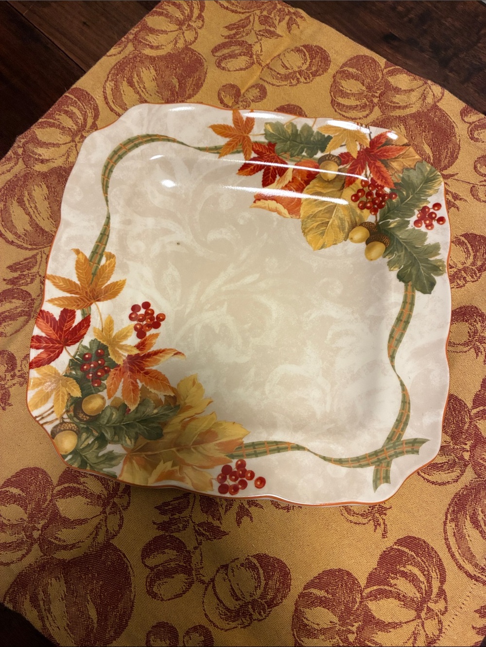 NWT 222 Fifth Autumn Celebration Square Dinner Plate Leaves & Acorns